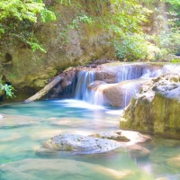 Tranh Dán Tường 3D Thác Nước Tiến Phát Decor Tntp71